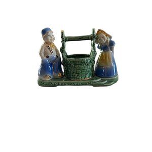 Vintage Shawne Dutch Wishing Well Planter USA 710 Pottery